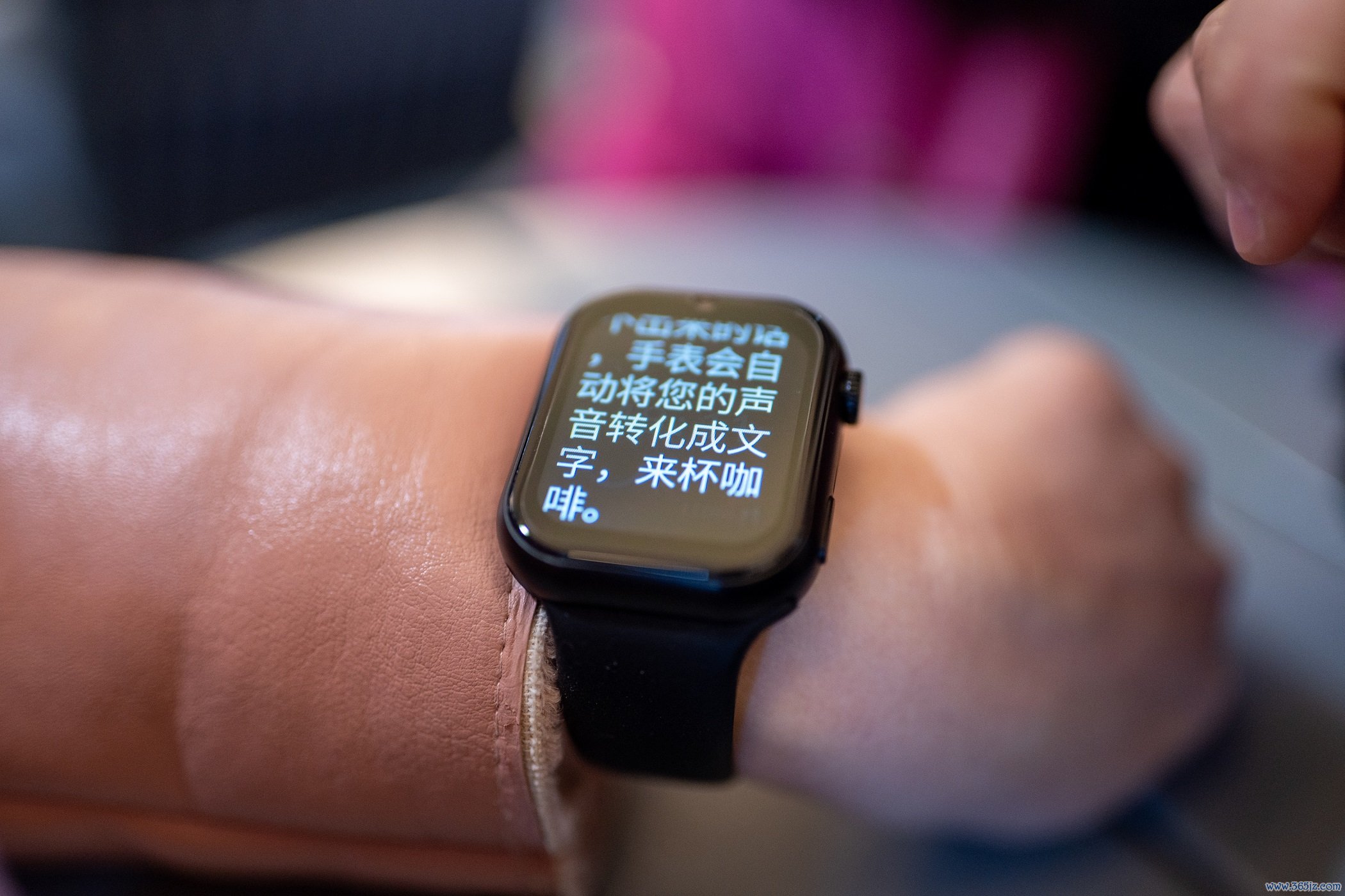 音书科技主要通过高科技人工智能实现语音、文字的转化